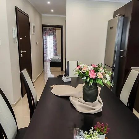 Luxury In The Center Of Apartment